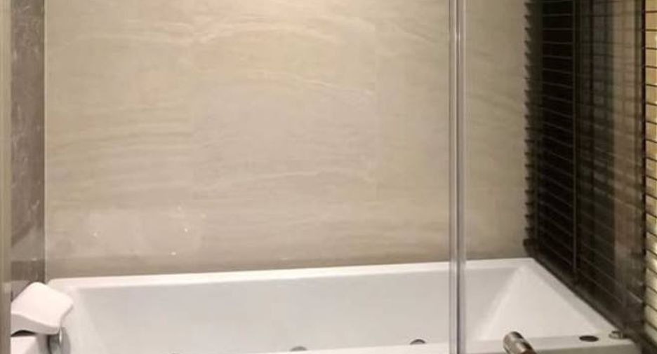 Condo en alquiler de 2 habitaciones en Bang Rak, Bangkok