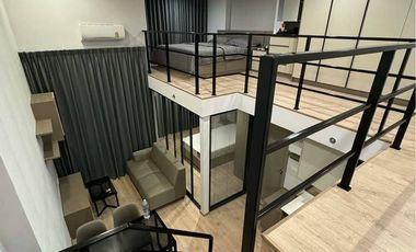 For rent 2 bedrooms condo in Huai Khwang, Bangkok