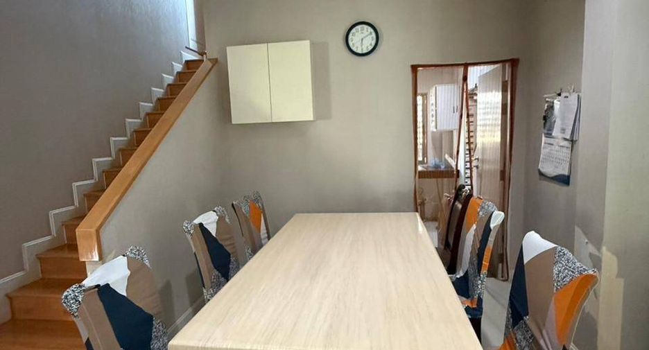 For rent 6 bedrooms house in Lat Krabang, Bangkok