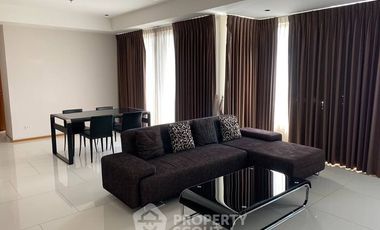 For rent 2 bedrooms condo in Ratchathewi, Bangkok