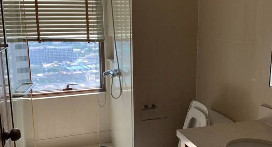 Condo en alquiler de 2 habitaciones en Ratchathewi, Bangkok