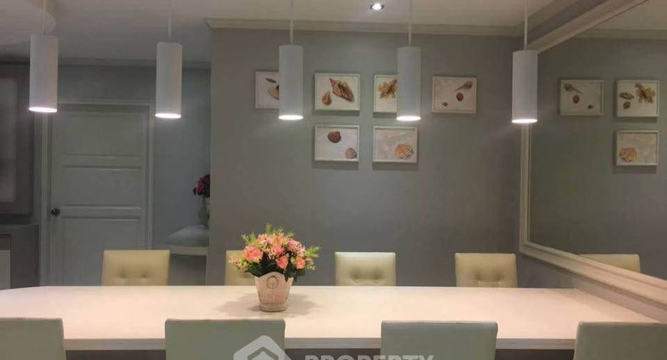For rent 3 bedrooms condo in Bang Lamung, Chonburi