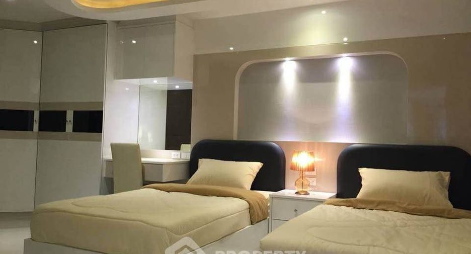 For rent 3 bedrooms condo in Bang Lamung, Chonburi