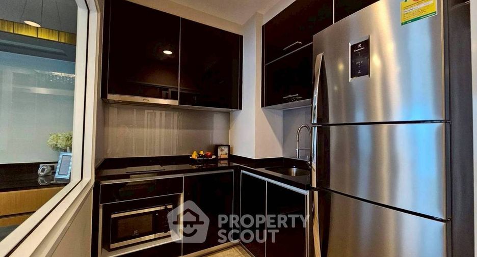 For rent 1 bed condo in Khlong Toei, Bangkok