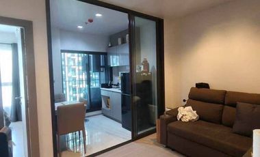 Wohnung zur Miete mit 1 Zimmer in Huai Khwang, Bangkok
