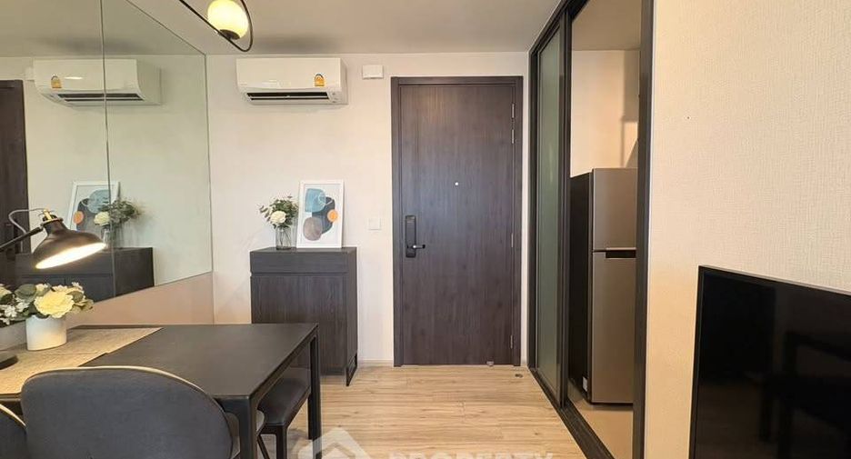 Wohnung zur Miete mit 1 Zimmer in Huai Khwang, Bangkok