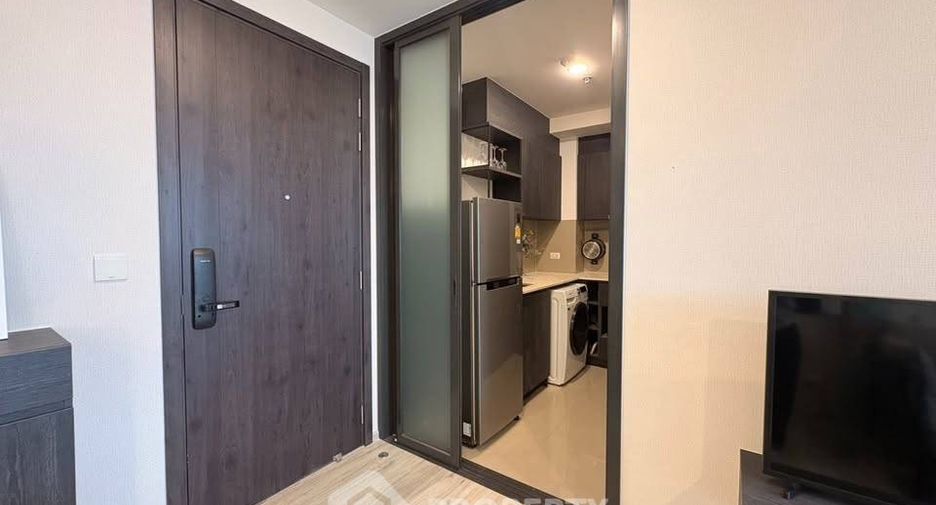 Wohnung zur Miete mit 1 Zimmer in Huai Khwang, Bangkok