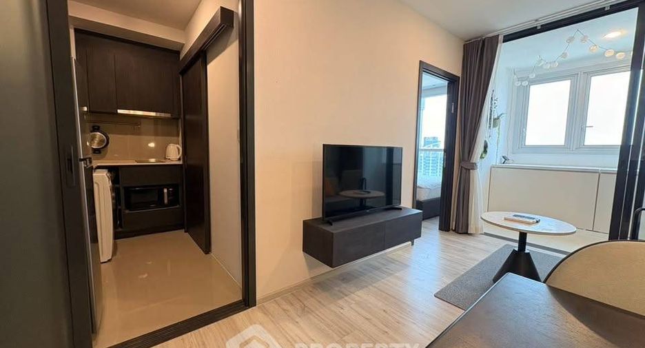 Wohnung zur Miete mit 1 Zimmer in Huai Khwang, Bangkok