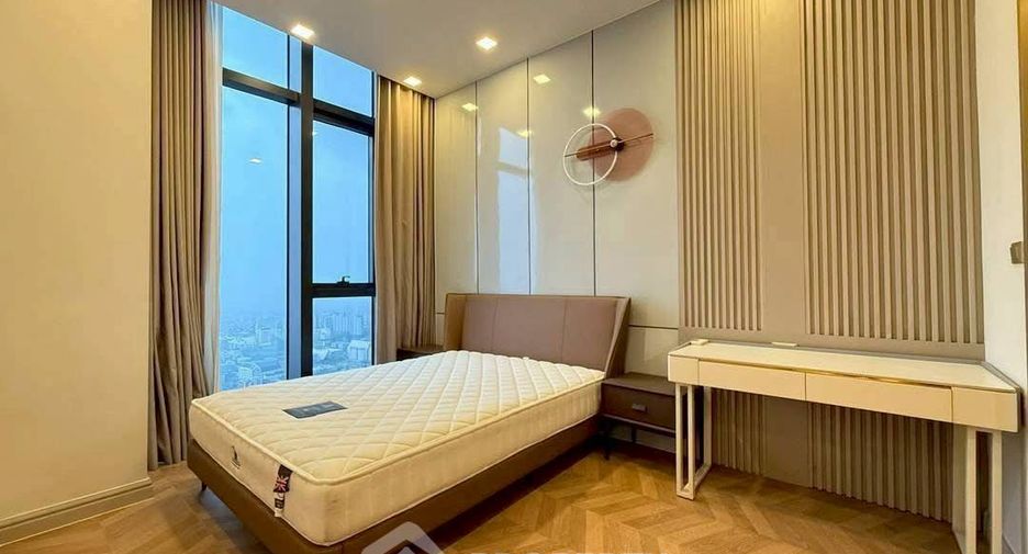 For rent 4 ベッドルーム condo in Huai Khwang, Bangkok
