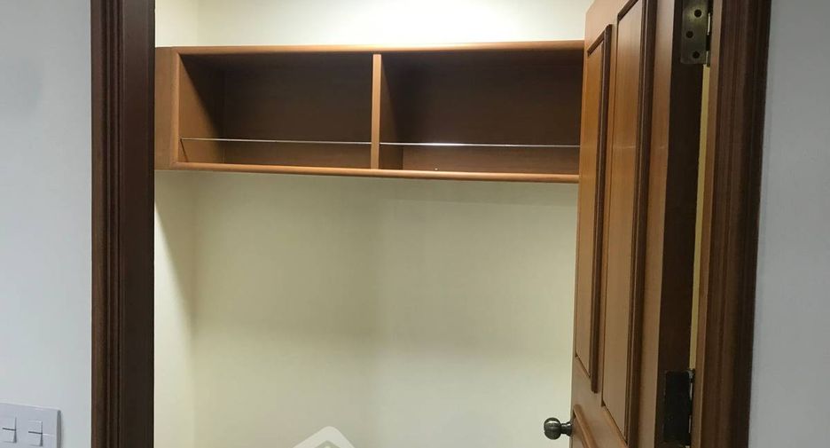 Wohnung zur Miete mit 3 Zimmer in Watthana, Bangkok