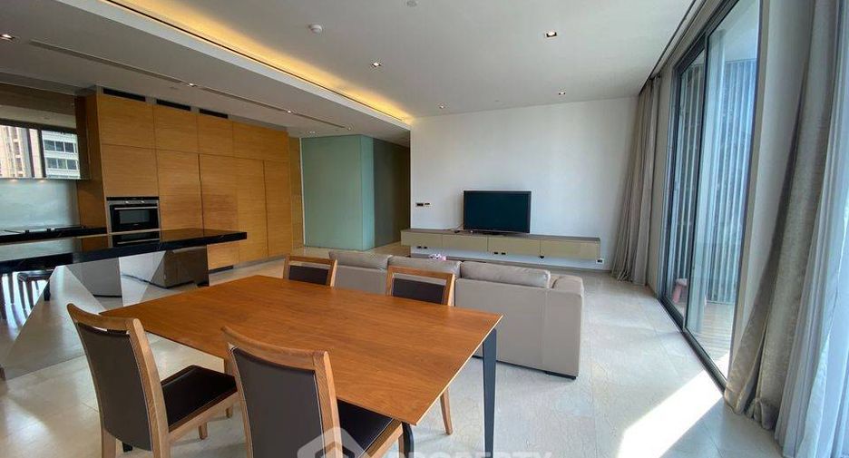 Condo en alquiler de 2 habitaciones en Sathon, Bangkok