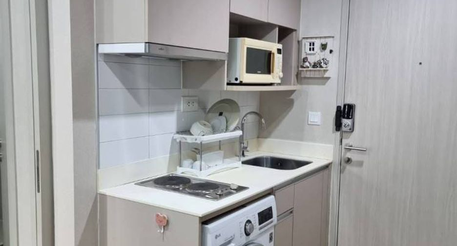 For rent 1 Beds condo in Bang Rak, Bangkok