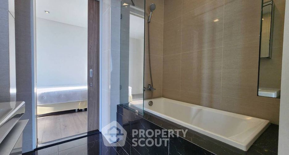 For rent 2 ベッドルーム condo in Khlong Toei, Bangkok