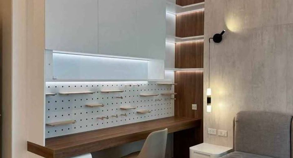Wohnung zur Miete mit 1 Zimmer in Huai Khwang, Bangkok