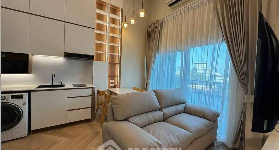 Wohnung zur Miete mit 1 Zimmer in Huai Khwang, Bangkok