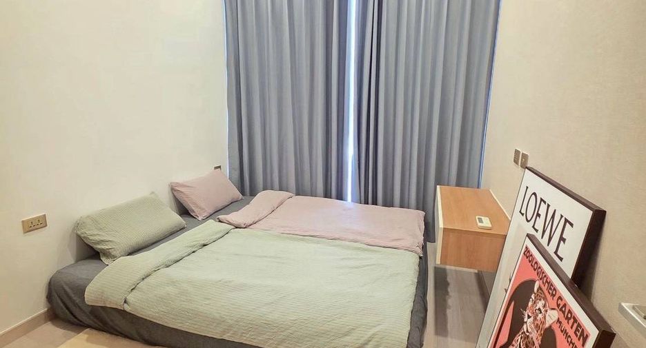 For rent 2 bedrooms condo in Huai Khwang, Bangkok