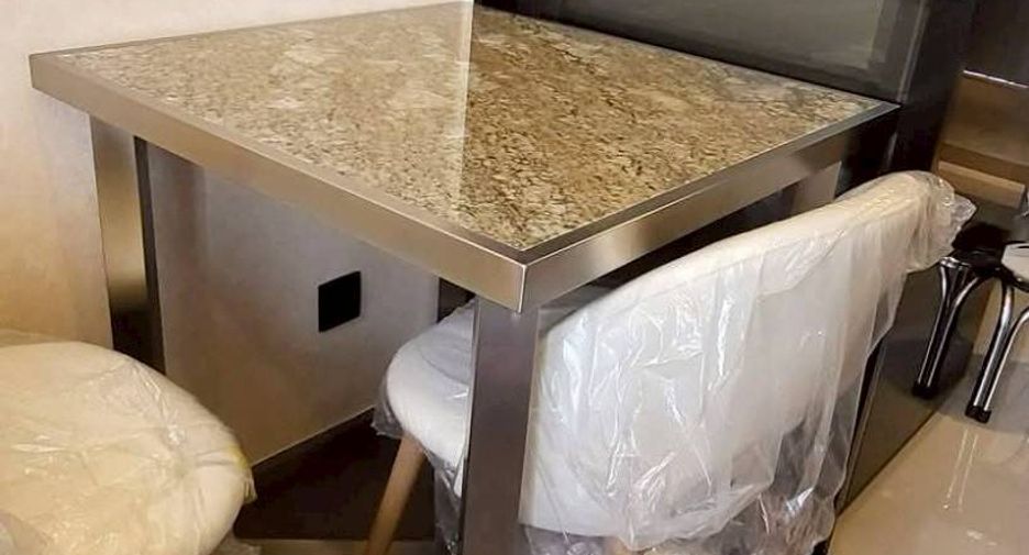 For rent 1 bed condo in Bang Rak, Bangkok