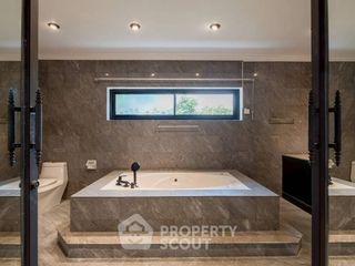 For rent 5 bedrooms villa in Bang Lamung, Chonburi