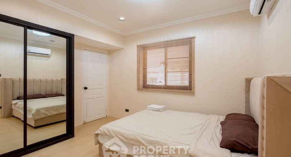 For rent 5 bedrooms villa in Bang Lamung, Chonburi
