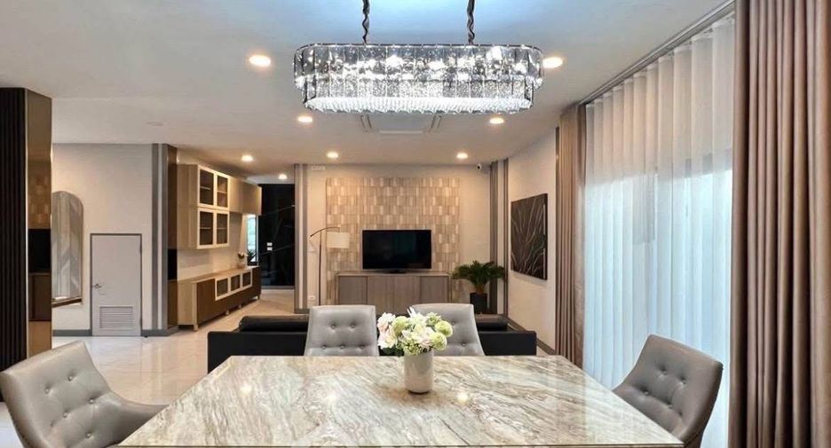 For rent 4 ベッドルーム house in Bang Na, Bangkok