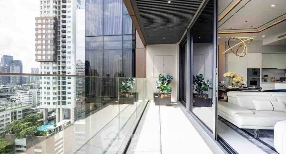 For rent 2 bedrooms condo in Khlong Toei, Bangkok