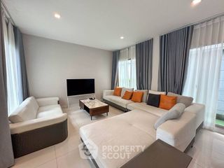 For rent 10 bedrooms house in Bueng Kum, Bangkok