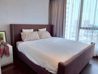 Condo en alquiler de 2 habitaciones en Khlong Toei, Bangkok