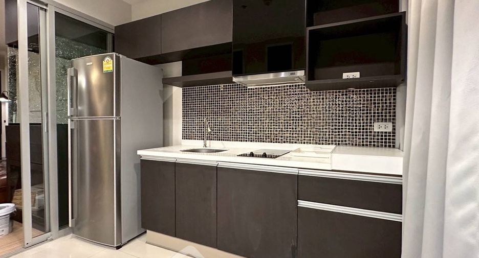 Wohnung zur Miete mit 1 Zimmer in Phra Khanong, Bangkok