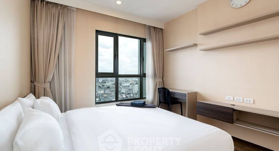 À louer 2 chambres condo à Khlong San, Bangkok