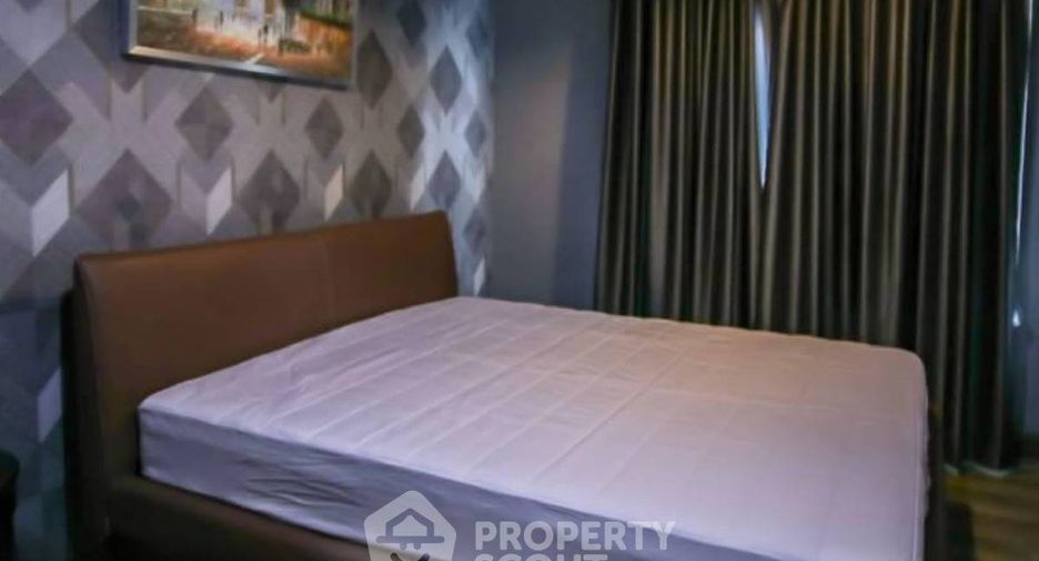 Condo en alquiler de 3 habitaciones en Huai Khwang, Bangkok