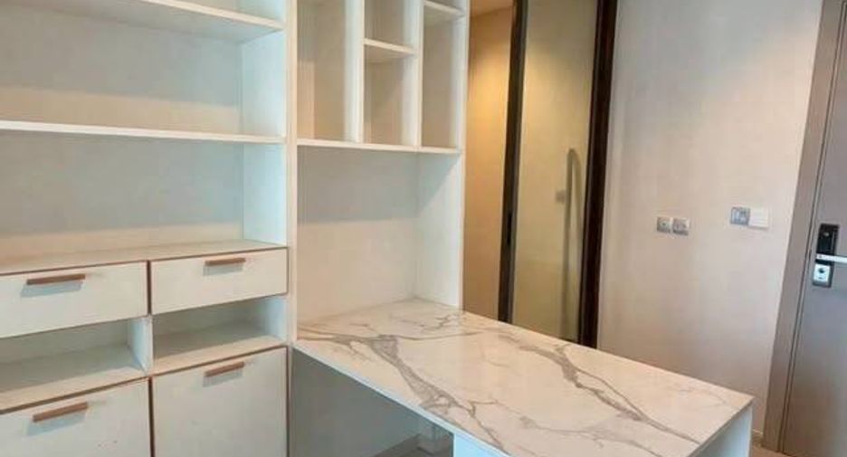 À louer 1 chambre condo à Huai Khwang, Bangkok