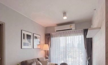 For rent 2 bedrooms condo in Phra Khanong, Bangkok
