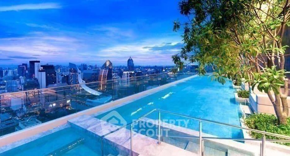 For rent 1 bed condo in Pathum Wan, Bangkok