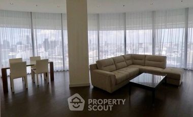 For rent 2 bedrooms apartment in Pathum Wan, Bangkok
