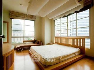 À louer 2 chambres condo à Bang Khun Thian, Bangkok