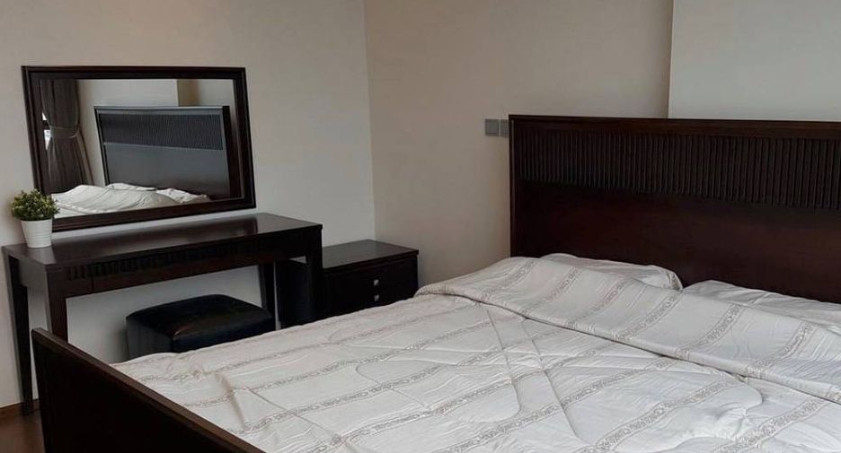 For rent 2 ベッドルーム condo in Watthana, Bangkok
