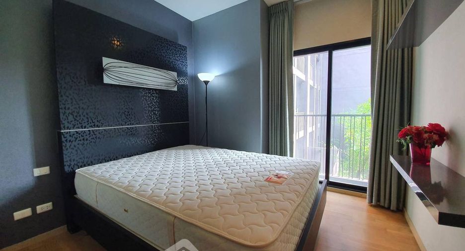 For rent 2 bedrooms condo in Khlong Toei, Bangkok