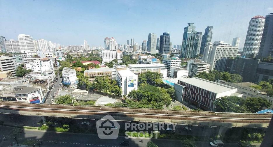 For rent 2 bedrooms condo in Khlong Toei, Bangkok