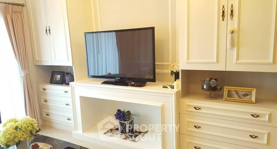 For rent 2 bedrooms condo in Khlong Toei, Bangkok