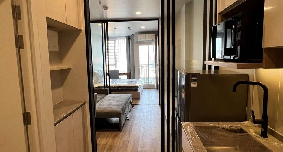 Condo en alquiler de 1 habitaciones en Khlong Toei, Bangkok