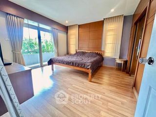 出租 3 卧室 独立屋 在 Si Racha, Chon Buri