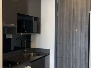 Condo en alquiler de 1 habitaciones en Khlong Toei, Bangkok