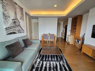 Condo en alquiler de 2 habitaciones en Khlong Toei, Bangkok