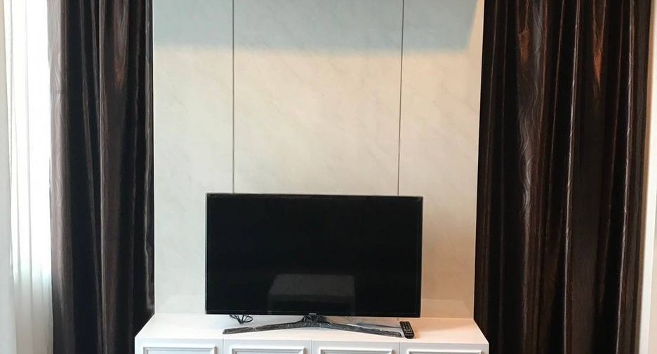 Condo en alquiler de 1 habitaciones en Khlong Toei, Bangkok