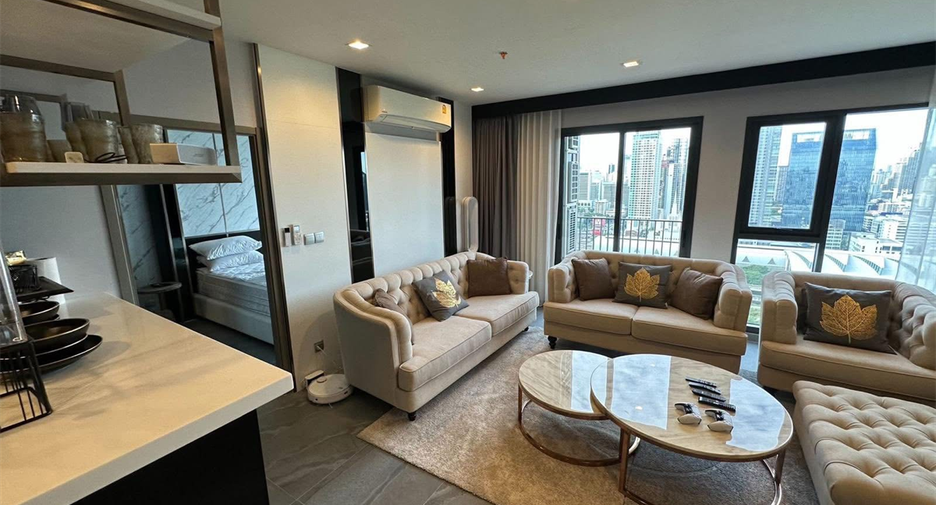 À vendre 2 chambres condo à Huai Khwang, Bangkok