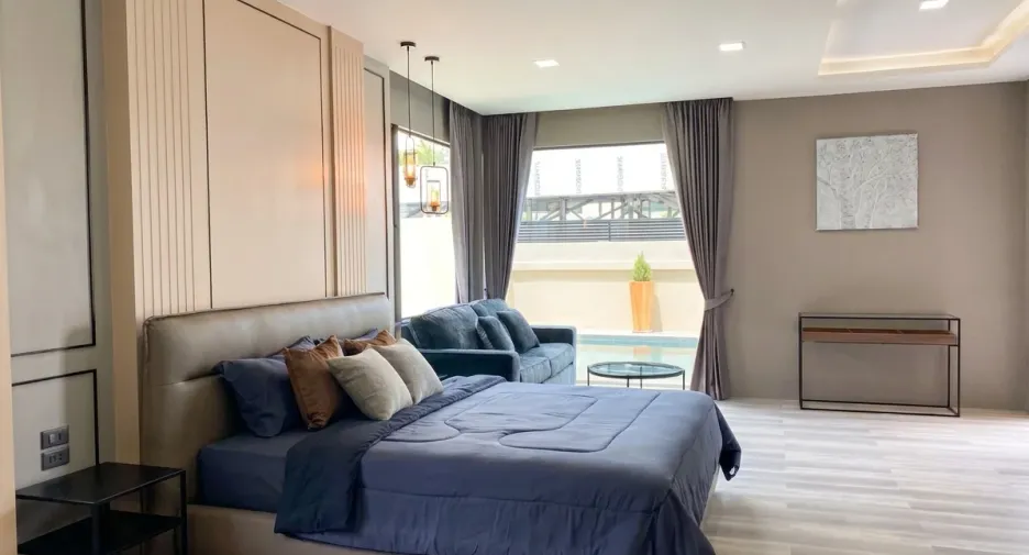 À vendre et à louer 4 chambres maison à Bang Lamung, Chonburi
