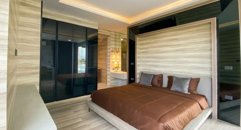 À vendre et à louer 4 chambres maison à Bang Lamung, Chonburi