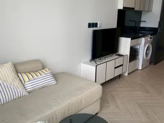 Condo en alquiler de estudio en Khlong San, Bangkok