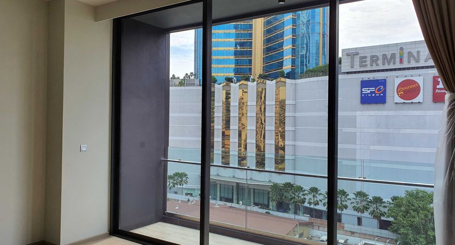 Wohnung zur Miete und zum Kauf mit 2 Zimmer in Khlong Toei, Bangkok