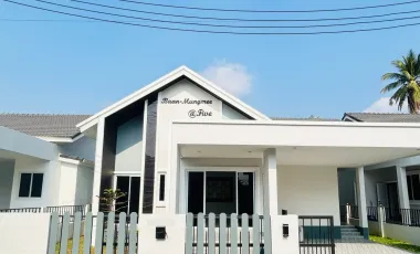 出售 3 卧室 独立屋 在 Bang Lamung, Chon Buri